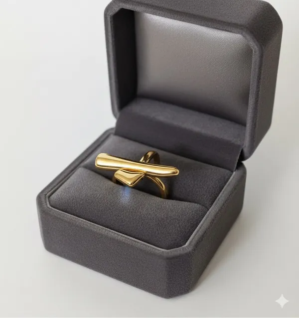 Gold_Aura_Ring_For_Women